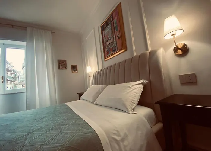 Maison Voyage Pensión Mesina